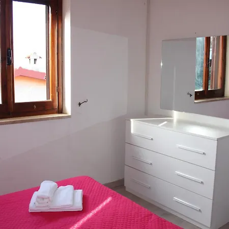 Holiday home Casa Caramare